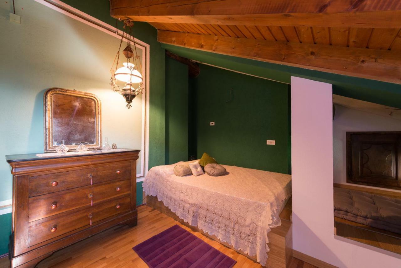 Quart De Lune - Boutique B&B Aosta Eksteriør bilde